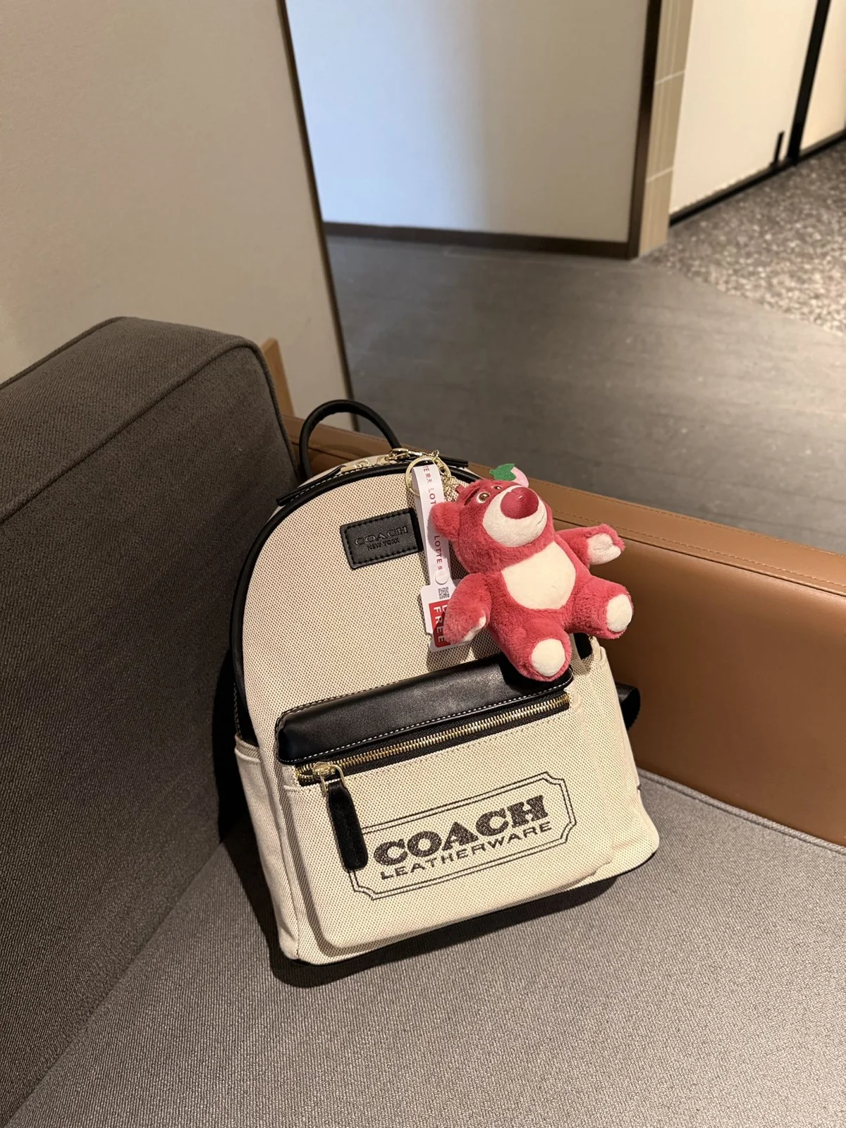 COACH Overseas