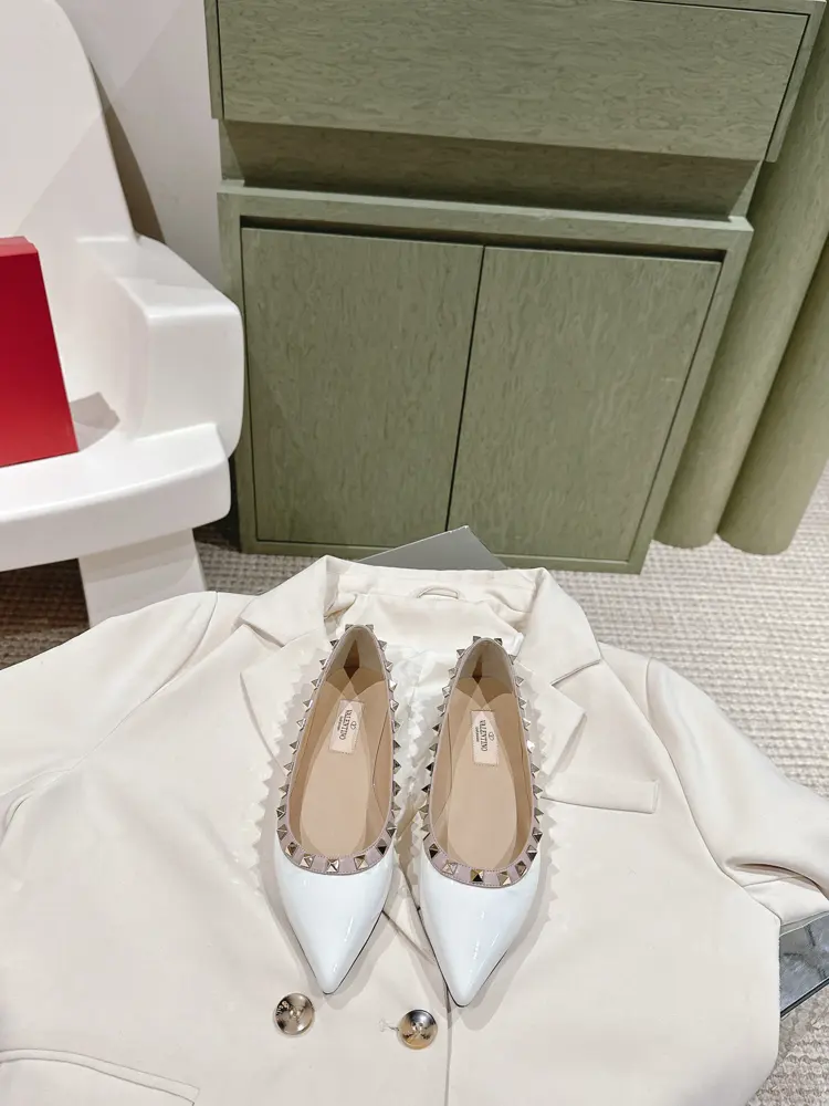 Valentino all-match series for all seasons