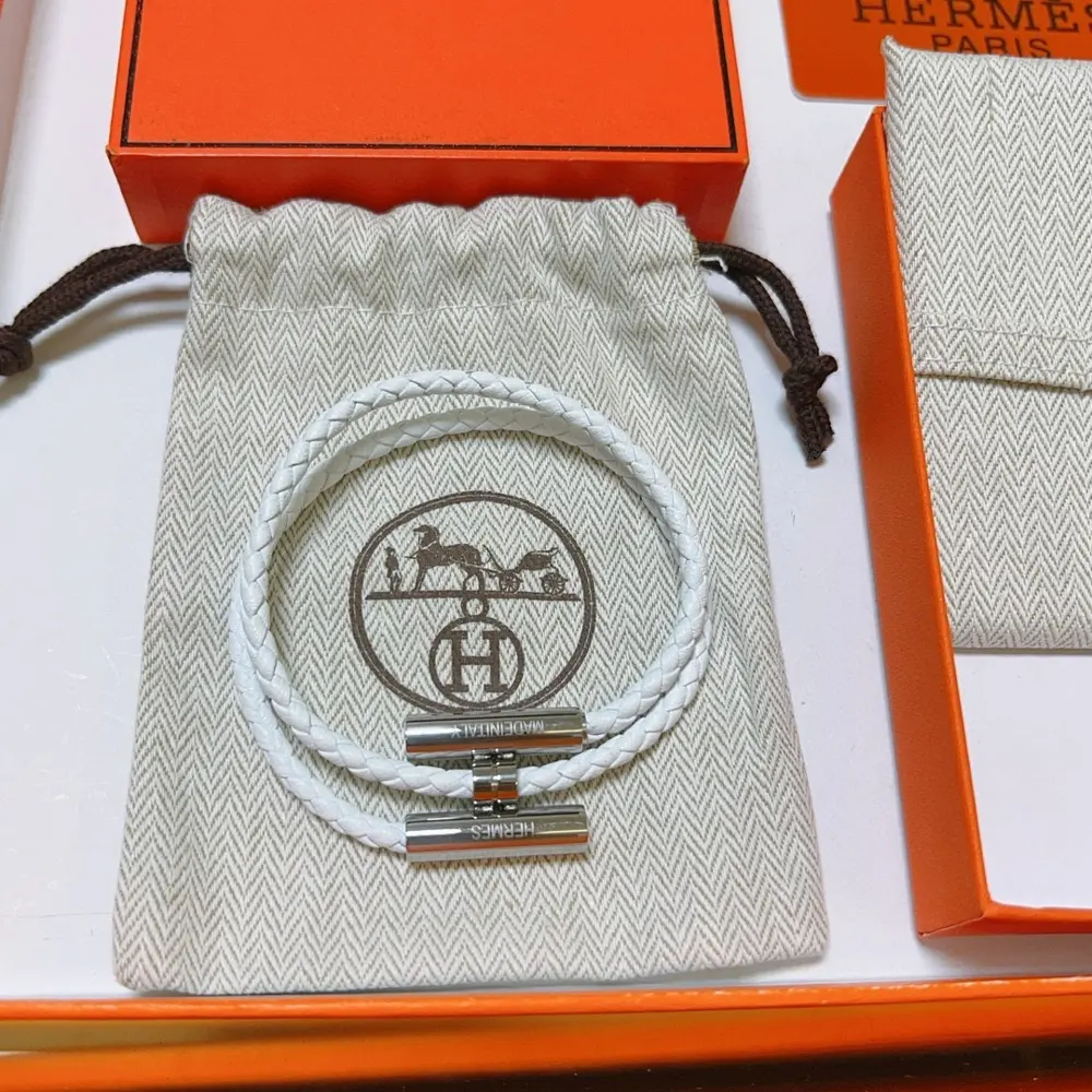 New Hermes bracelet braided bracelet thickened platinum version. High-end precision version