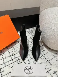 Hermes 24/Hermes classic catwalk boots