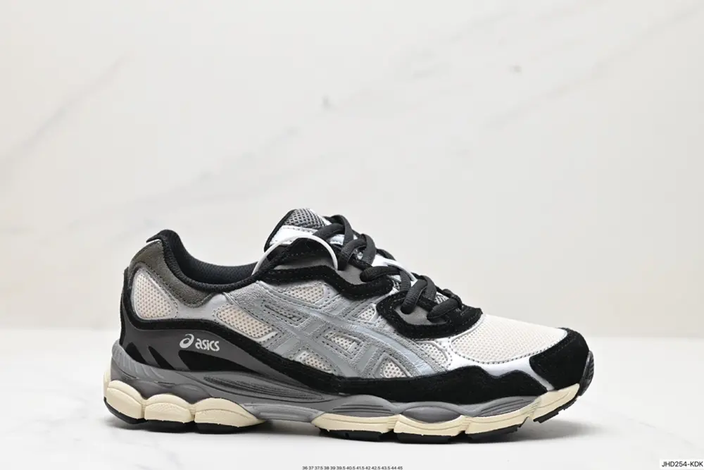 ASICS breathable mesh upper with some synthetic leather material uses the new AHAR+ rubber 1201A789-001