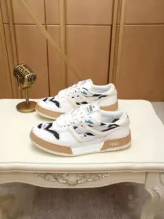 Fendi men’s casual shoes are hot on the official website