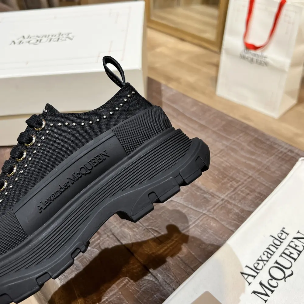 McQueen thick-soled couple thick-soled canvas dad shoes
