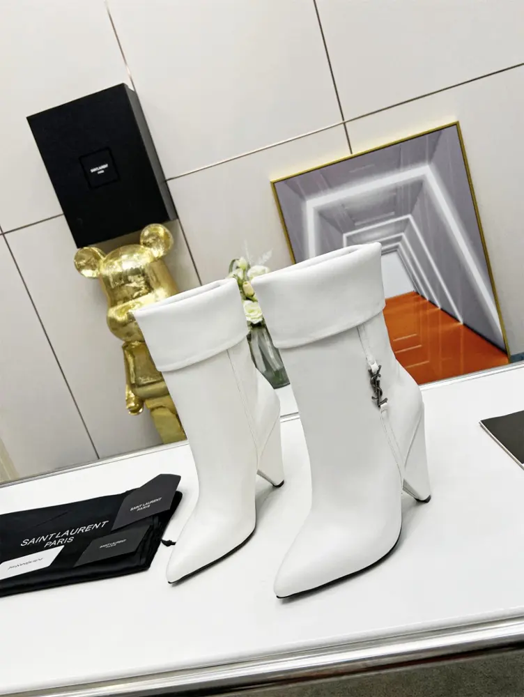 Yves Saint Laurent Heels