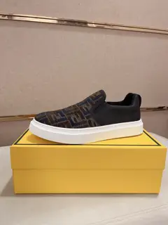 Fendi new casual sports style men’s shoes