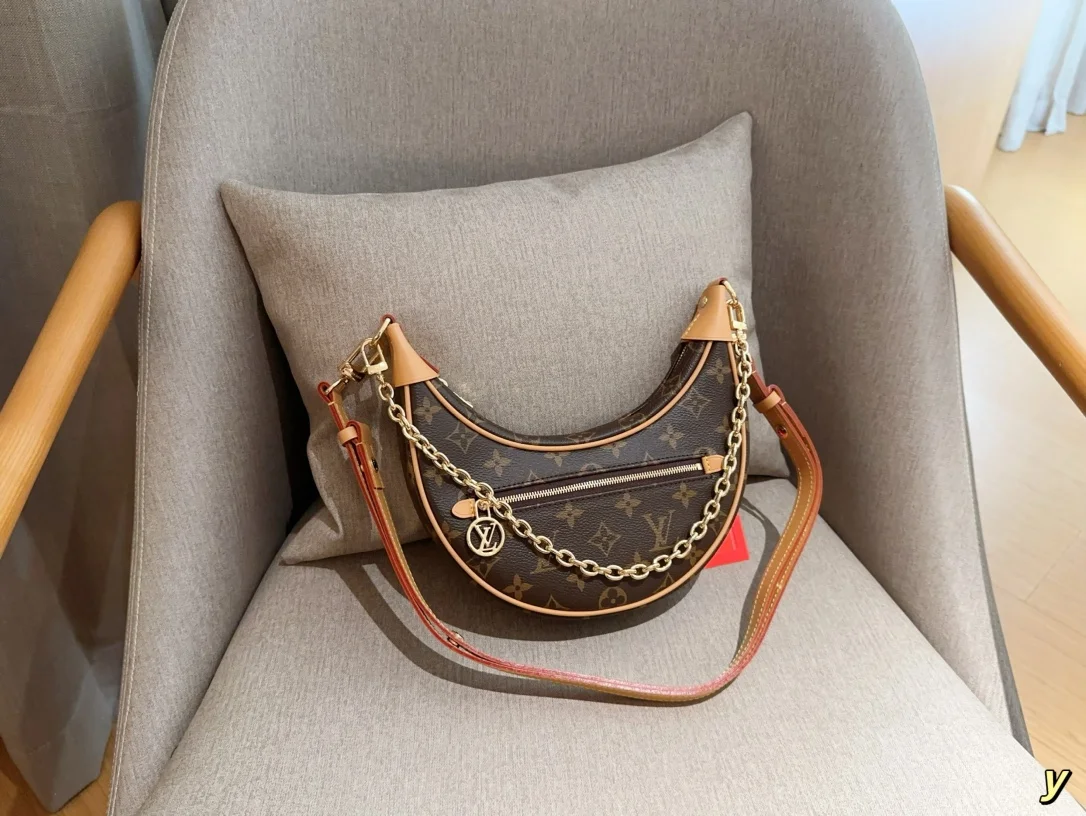 Louis Vuitton Loop