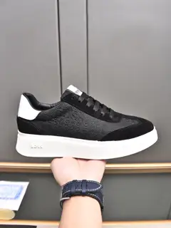 BOSS Elegant and subtle design