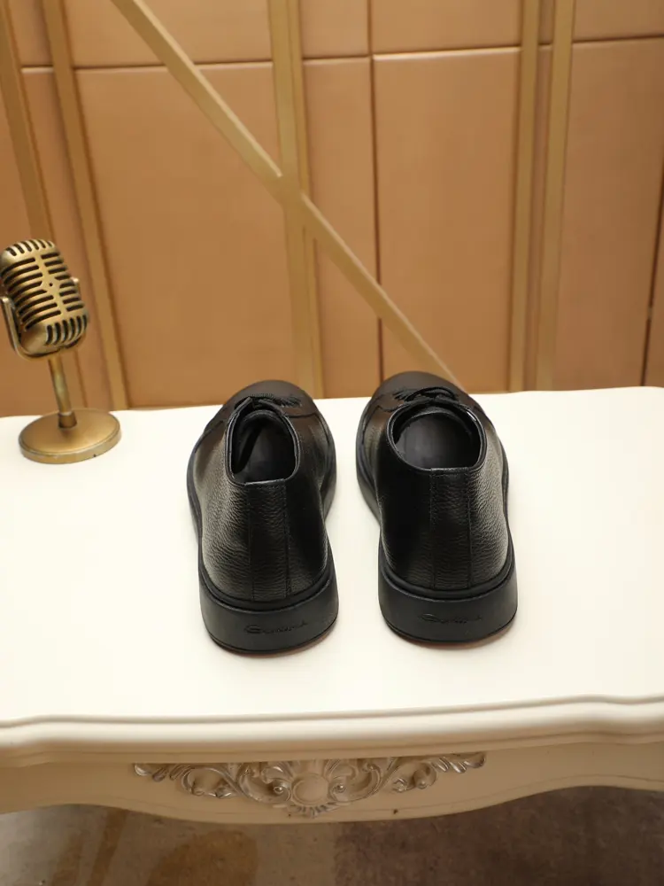 Santoni’s latest casual men’s shoes