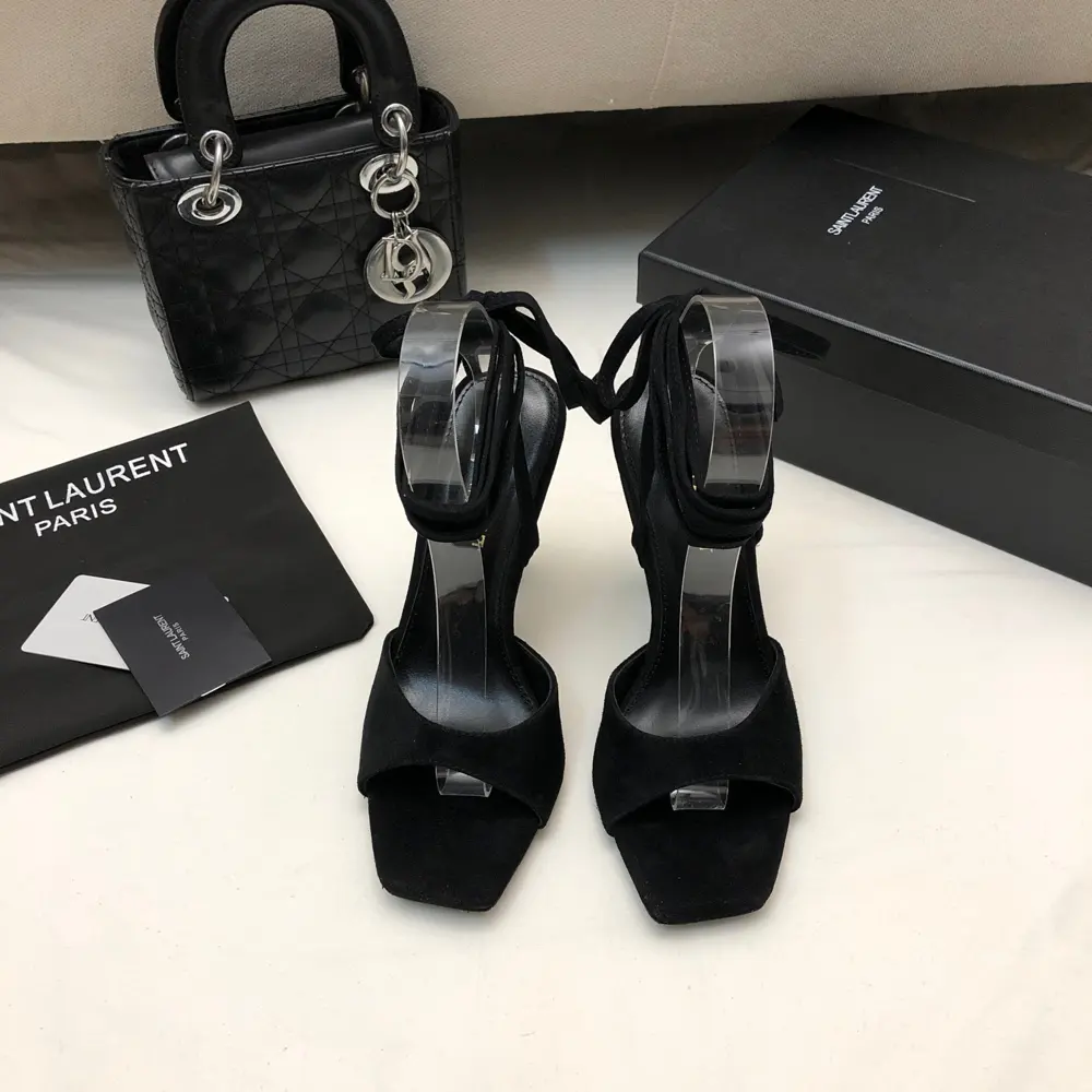 Yves Saint Laurent Heels