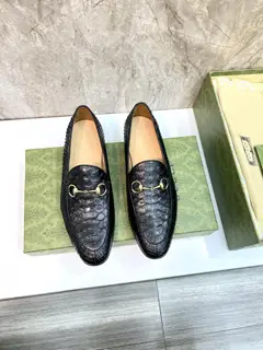 Gucci Jordaan series men’s horsebit loafers
