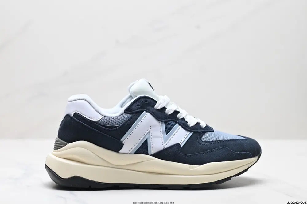 New Balance New Balance NB5740 Series Item No.: W5740LT1 Specially based on the classic 574
