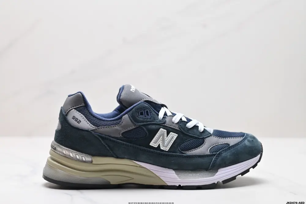 New Balance New Balance Jound × New Balance 992 Retro style upper M992BL