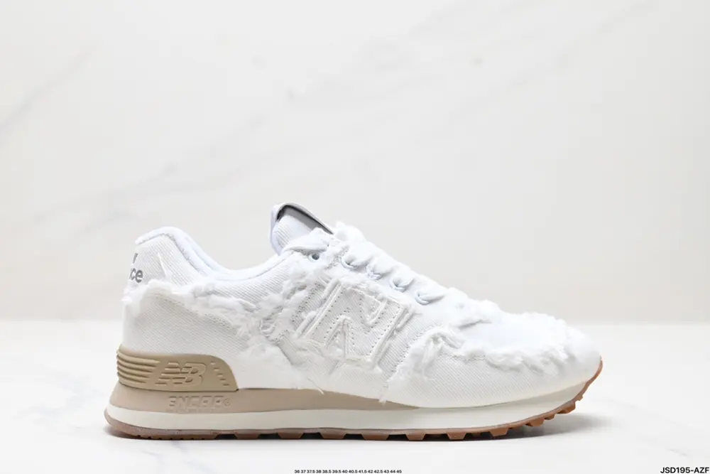 Miu x New Balance NB574 co-branded retro running shoes Khaki color delivery uses a