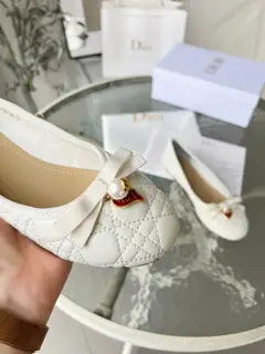 Dior pearl single shoes new product
