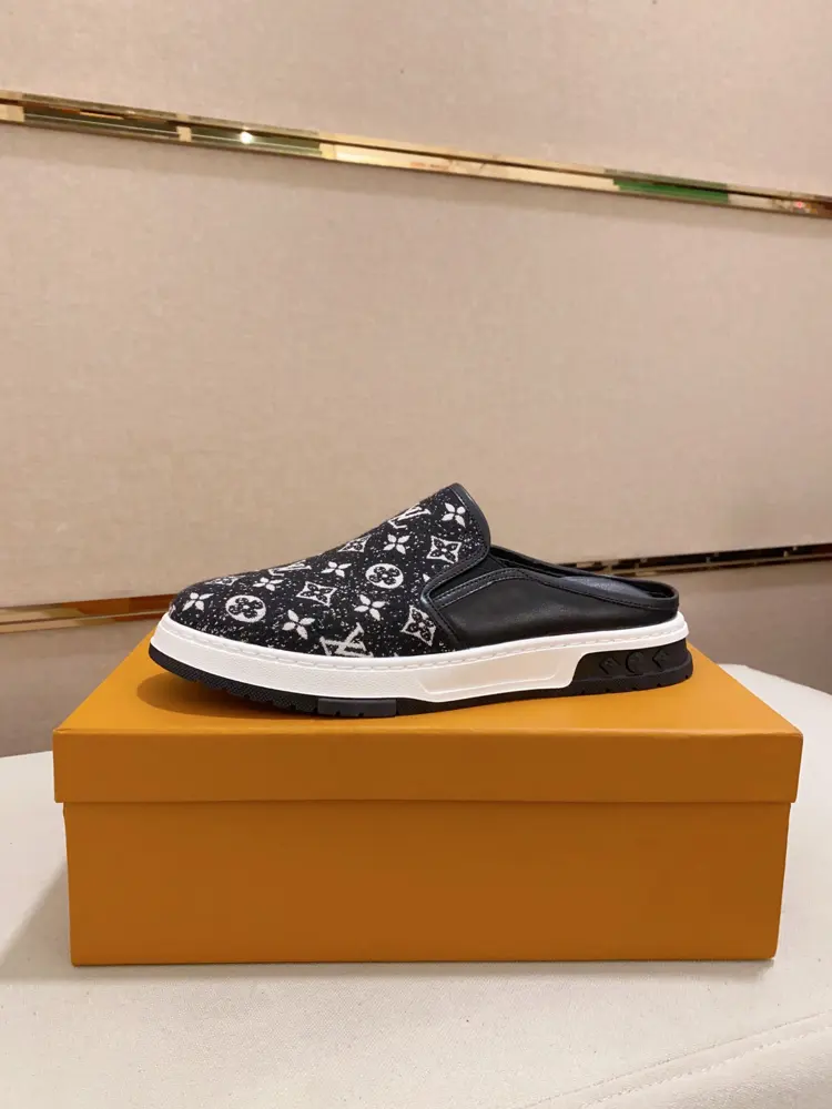 Louis Vuitton casual half slippers