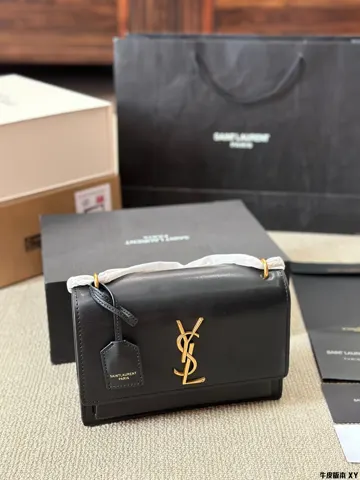 Yves Saint Laurent Bag