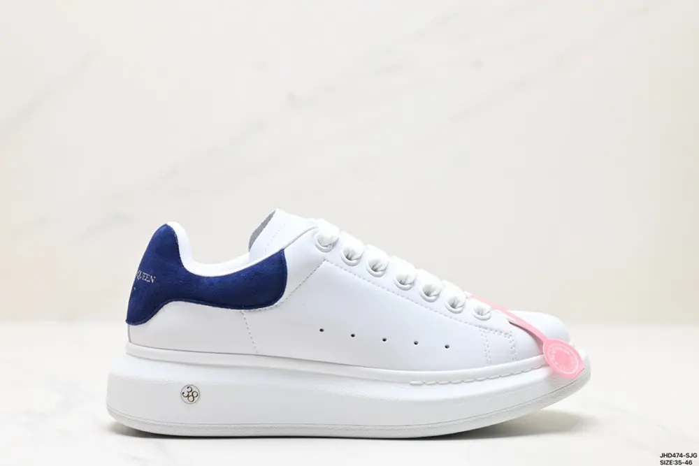 Italian luxury brand Alexander McQueen Sole Leather Sneakers low-top fashion thick-soled