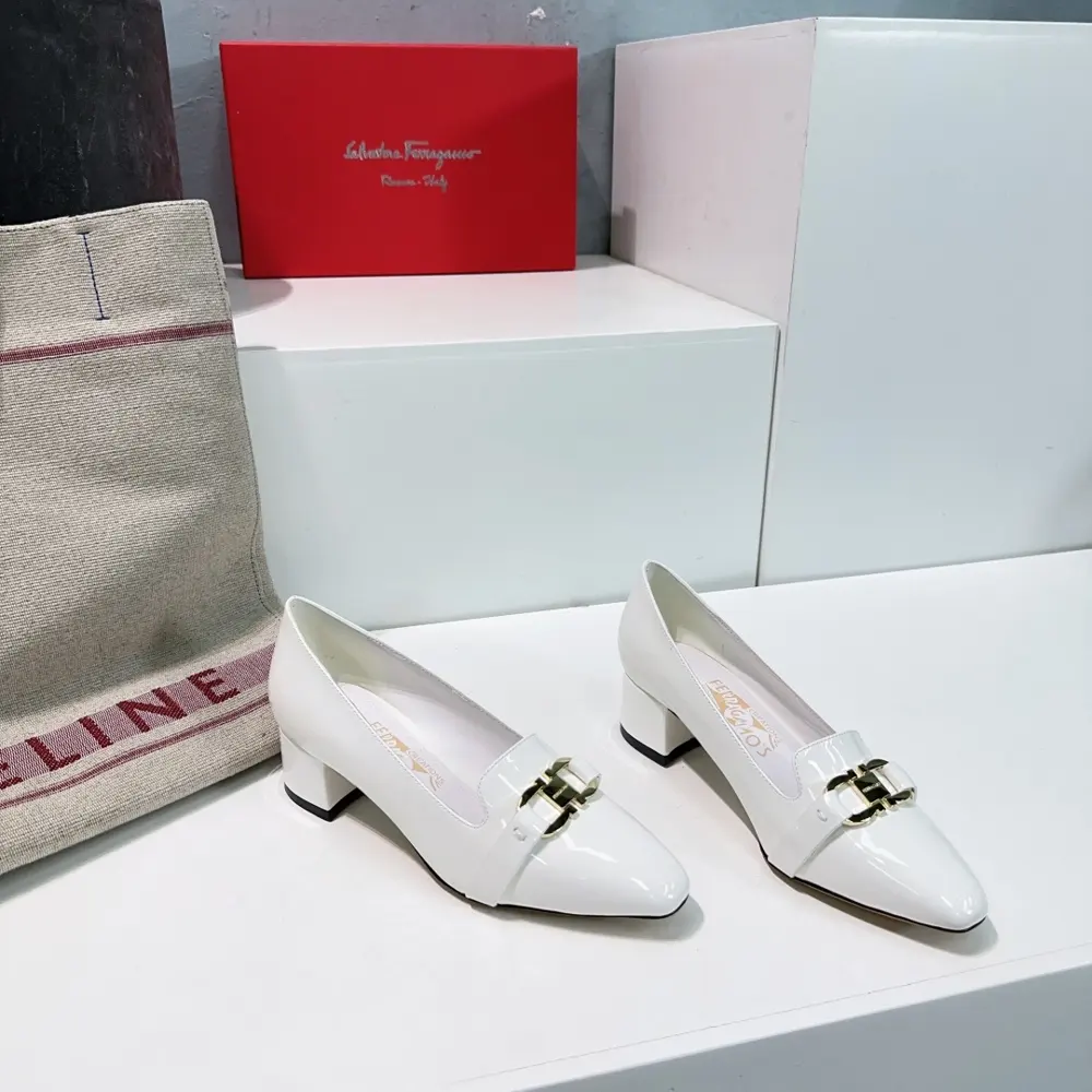 Salvatore Ferragamo FERRAGAMO24/New spring and summer Ferragamo hardware buckle thick heel