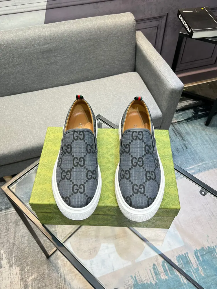 Gucci casual loafers