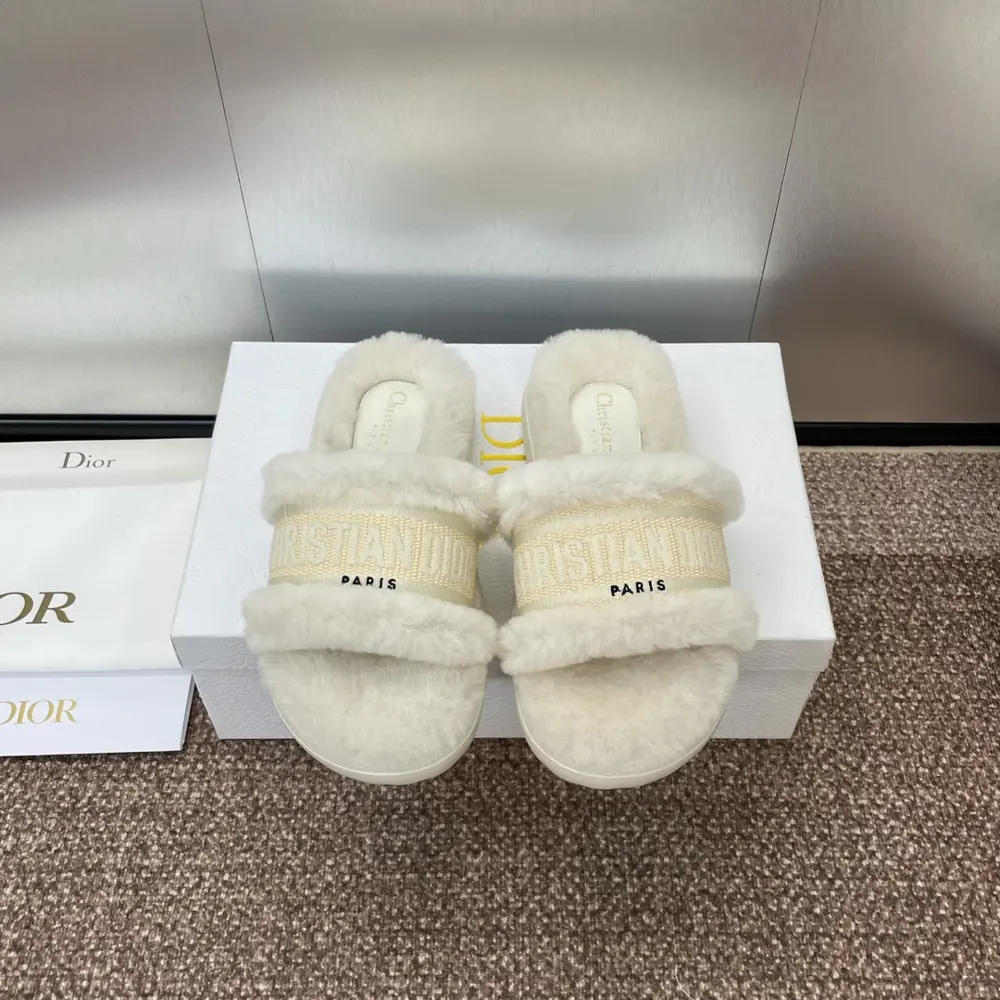 Dior spring and summer new IVIERA Evolution Velcro webbing thick-soled casual lamb wool