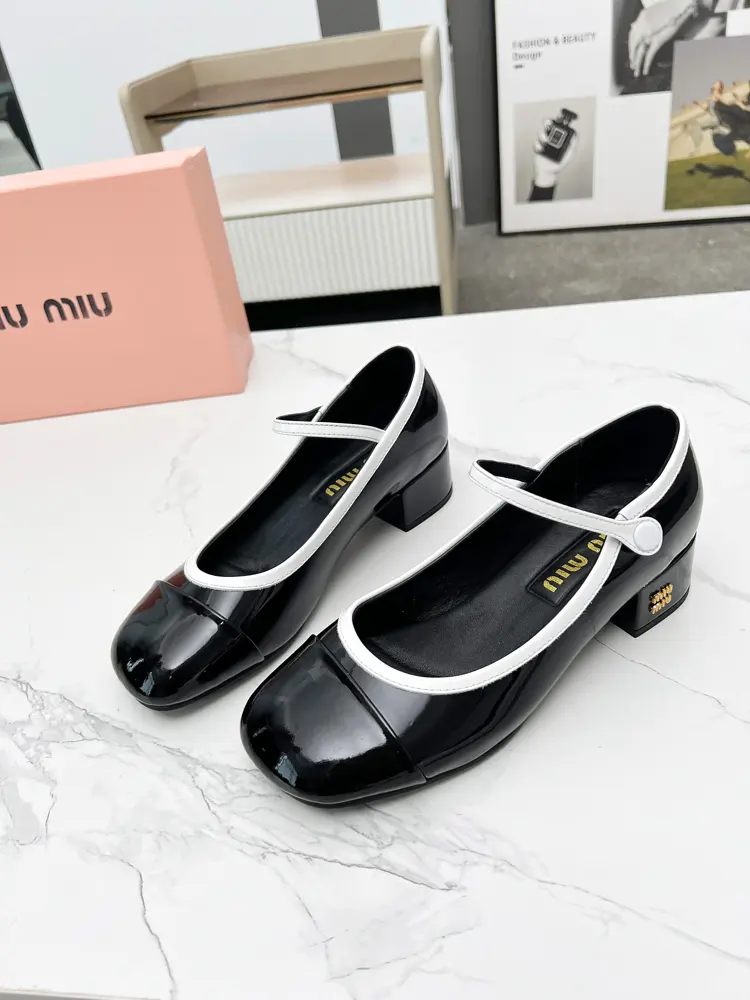 MiuMiu/MiuMiu 25ss early spring catwalk new slip-on loafers Mary Jane ballet