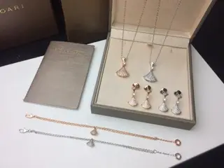 Bvlgari Necklace Bracelet Earrings UFO earrings