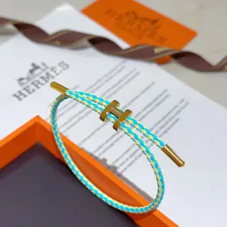 Hermès bracelet is a real test of the craftsmanship of the craftsman. To ensure that the