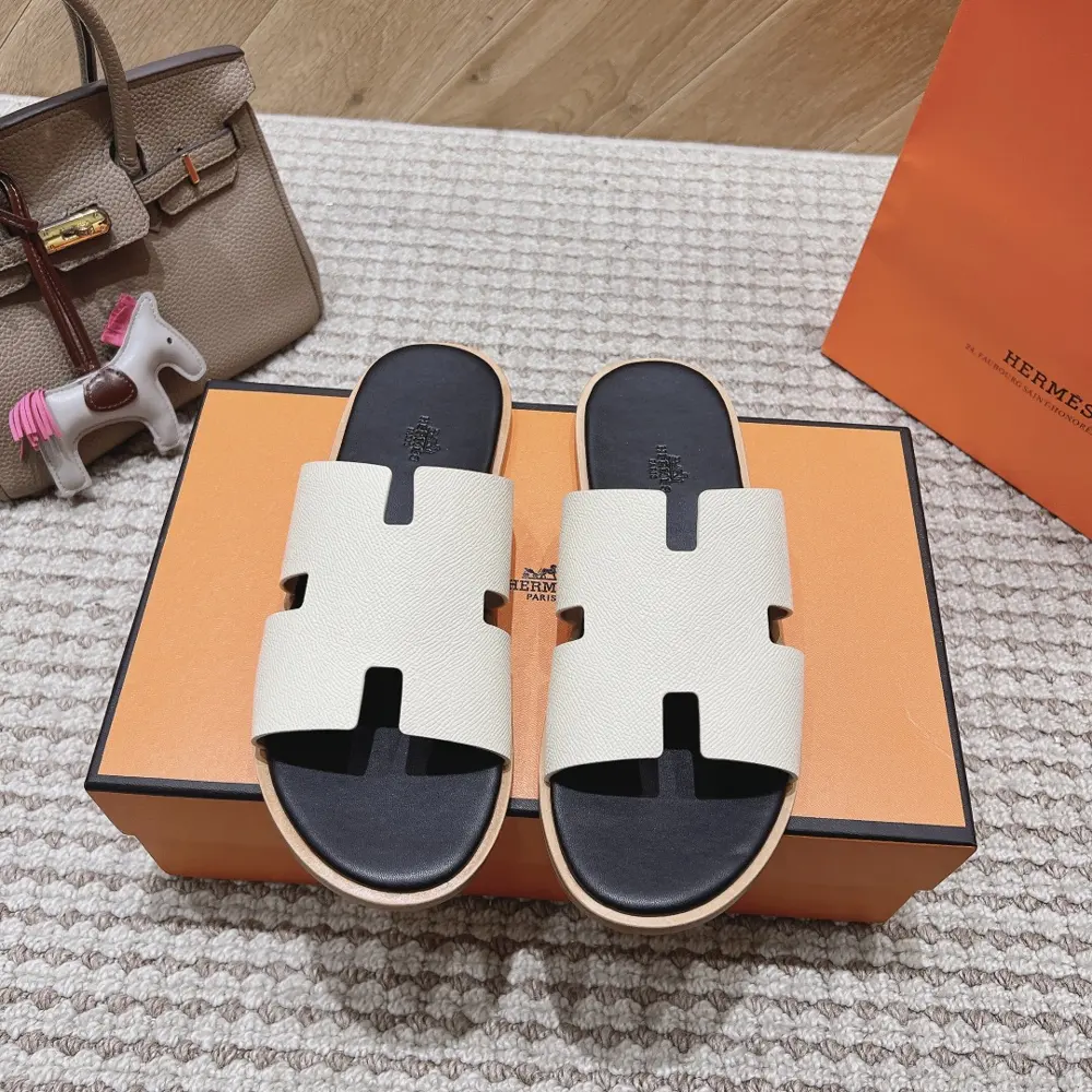 Hermès Colorblocked Hermès leather fabric
