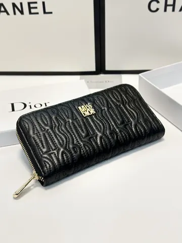 Dior Wallet