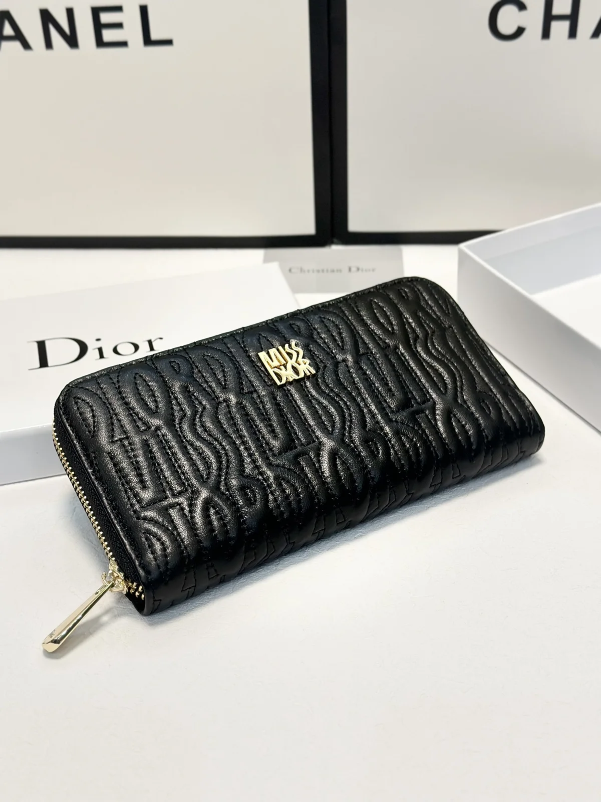 Dior Wallet