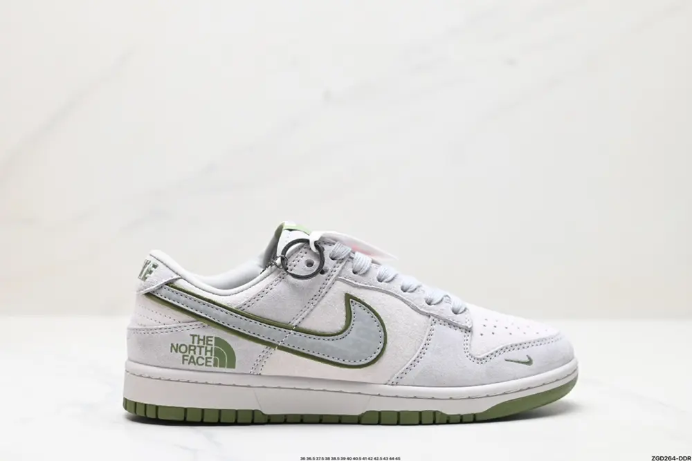 Nike NK Dunk Low Retro “DIY high-end customization” Sneakers DQ1098-397