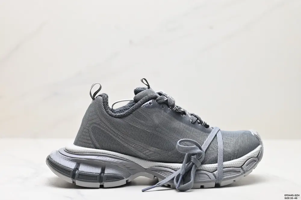 Balenciaga Runner Kith Four.Color Balenciaga 7.0 21ss latest color matching trend retro 734731