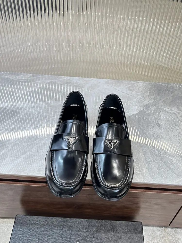 Prada casual leather shoes