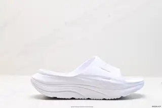 HOKA ONE ORA Recovery Slide 3 sports slippers