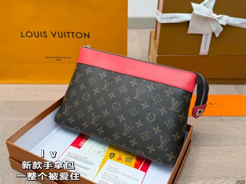 Louis Vuitton Clutch