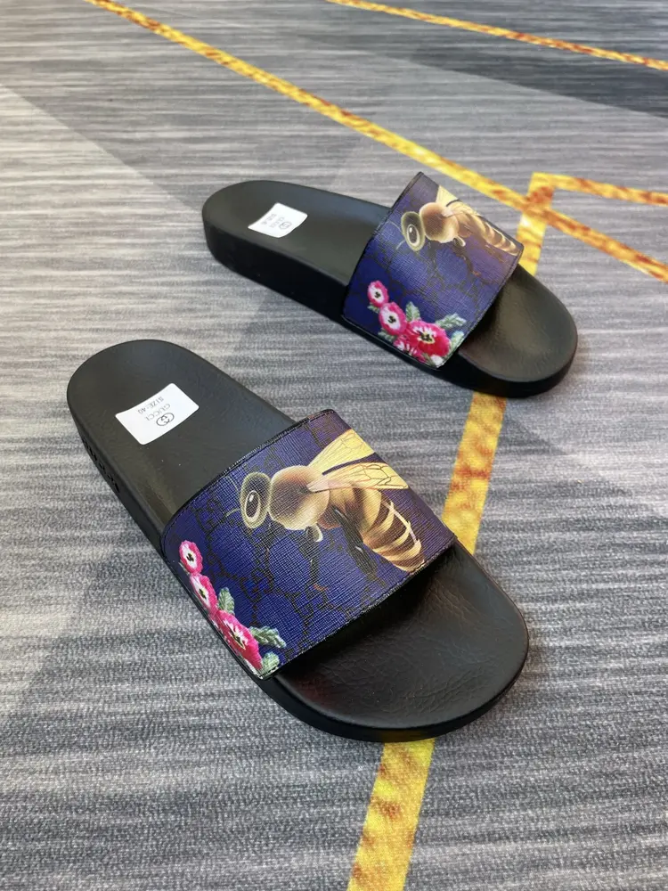 Gucci couple flip flops