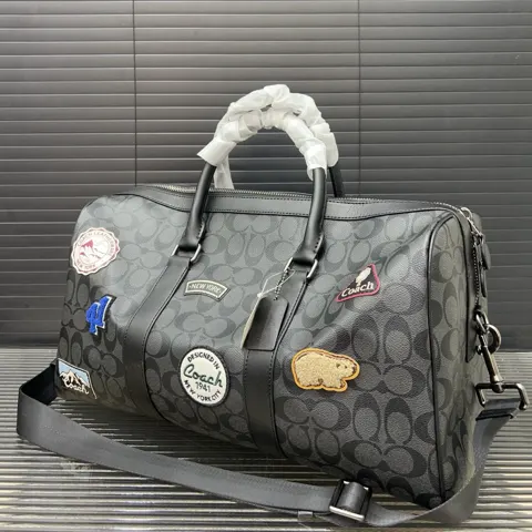 COACH Tote