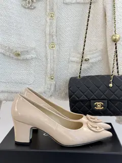 Chanel Double C Heart Buckle Pointed Toe Single Shoes Sandals Slippers Series