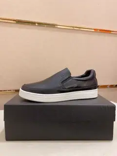 Prada casual fashion men’s shoes