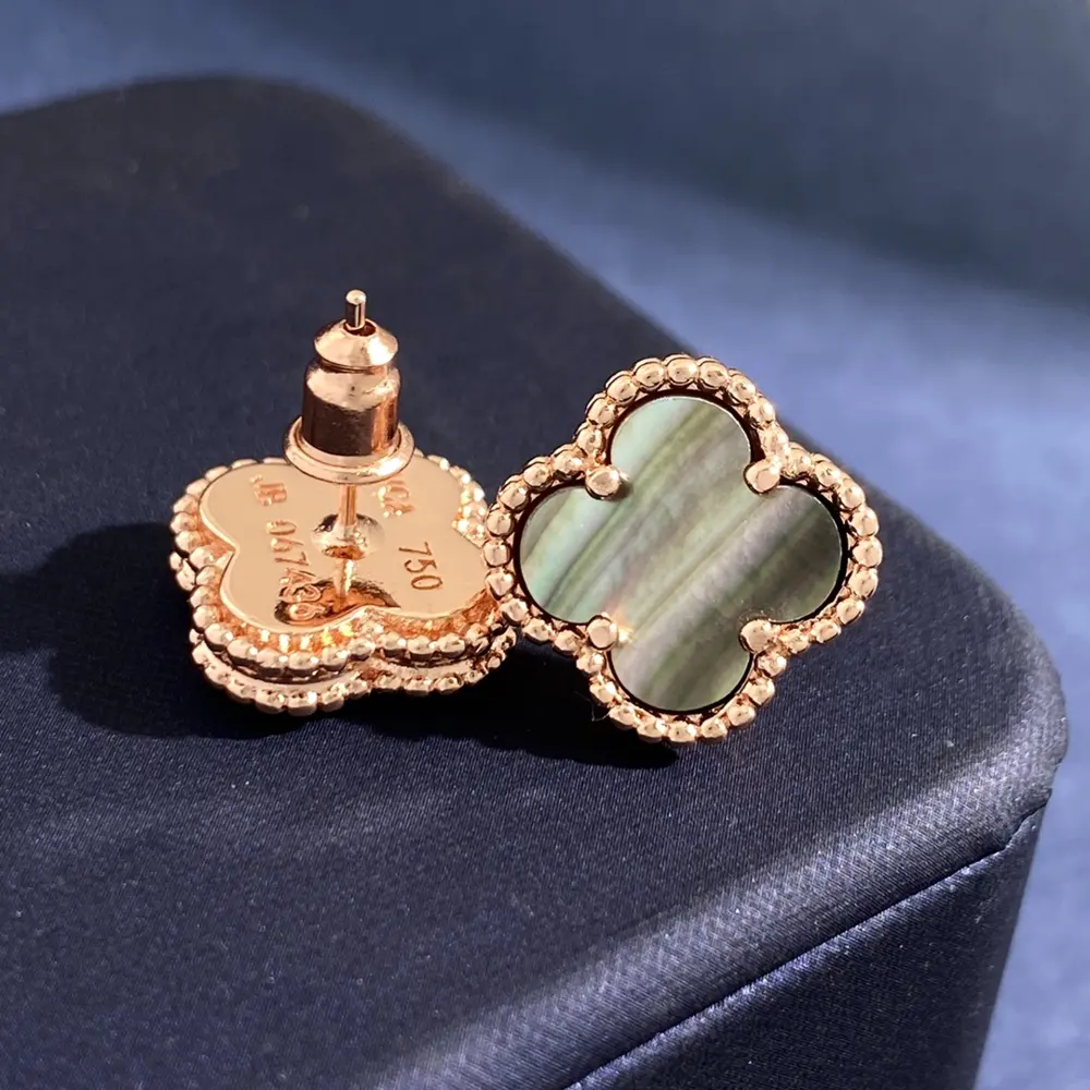Van Cleef & Arpels Four-leaf Clover Single Flower Earrings