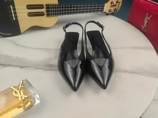 Yves Saint Laurent leather outsole Heels