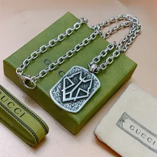 The latest Gucci necklace