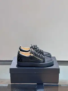 Giuseppe Zanotti men’s low-top casual sneakers