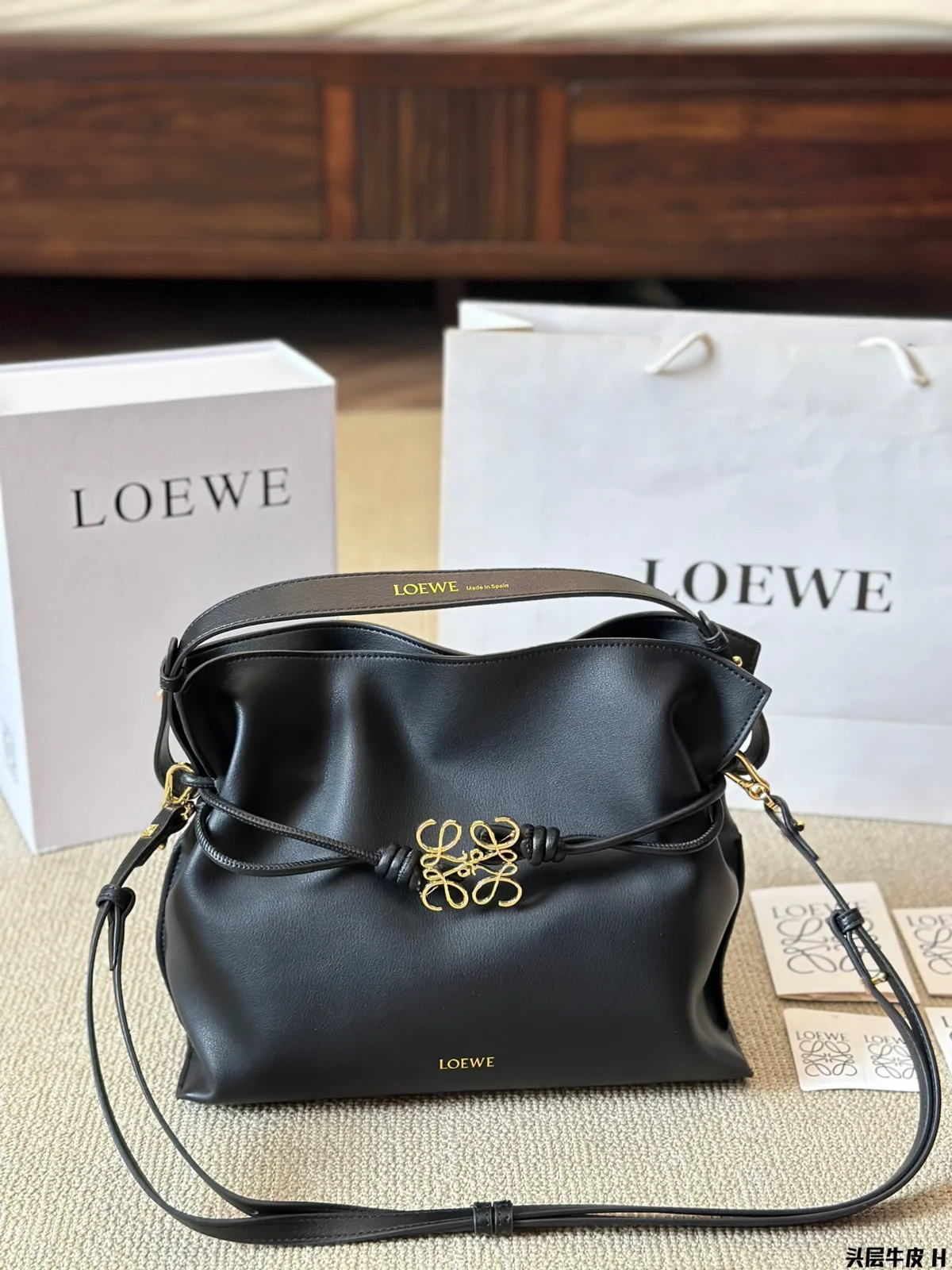 Loewe Flamenco