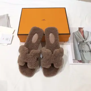 Hermès slippers