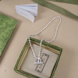 Gucci buckle ot bead silver bead chain necklace