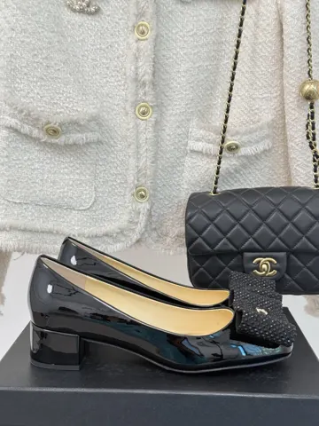 Chanel rhinestone bow-knot thick-heeled shoes