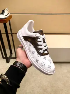 Louis Vuitton men’s casual shoes