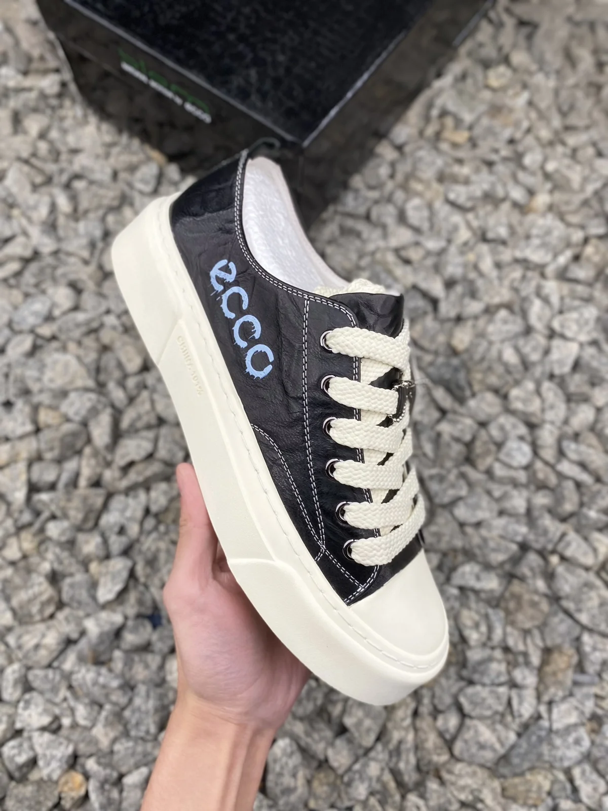 ECCO new versatile casual style