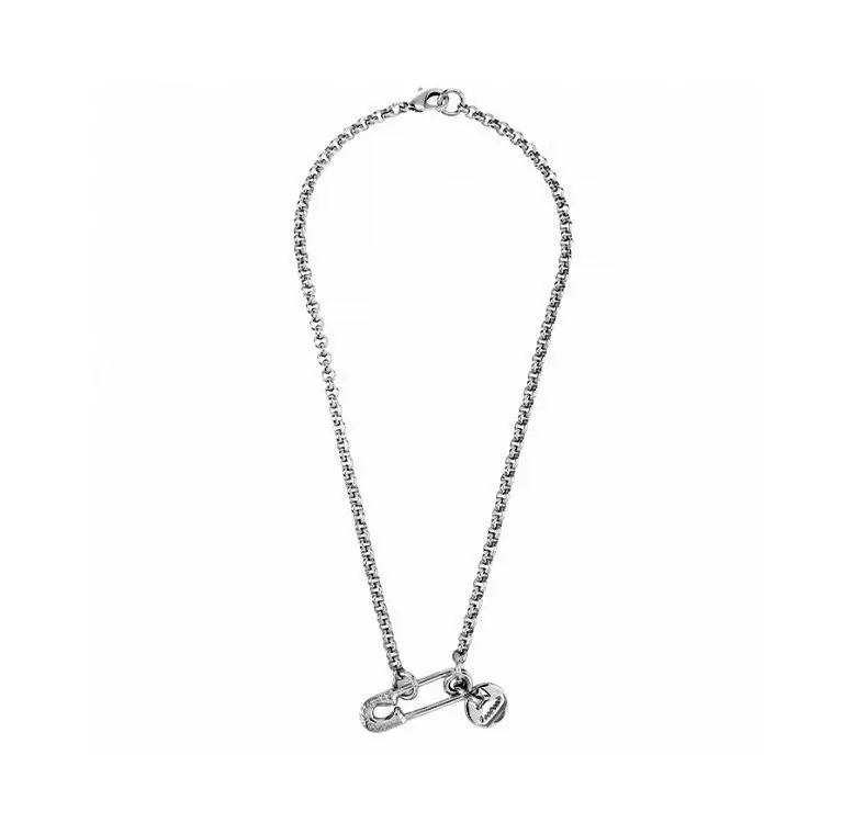 Vivienne Westwood classic Saturn pin necklace